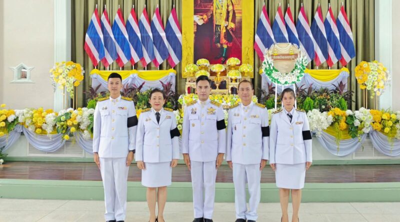 สพป.ลพบุรี เขต 1 ร่วมงานพิธีวันที่ระลึกพระบาทสมเด็จพระปกเกล้าเจ้าอยู่หัว