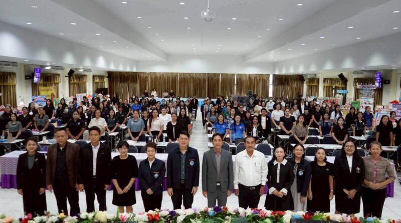 สพป.ลพบุรี เขต 1 จัดกิจกรรมแลกเปลี่ยนเรียนรู้การพัฒนาทักษะสมอง EF และการสร้างภูมิคุ้มกันปัจจัยเสี่ยงในเด็กปฐมวัย